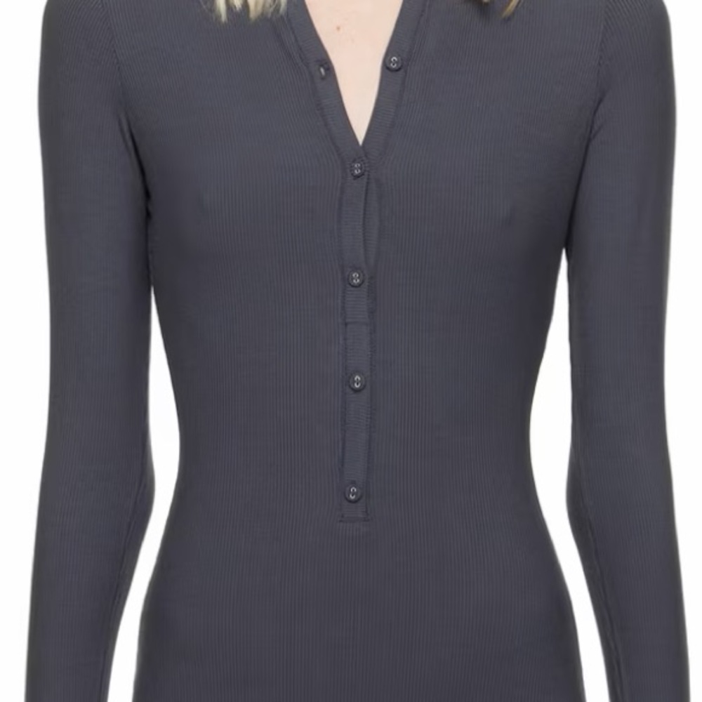 SKIMS Softlounge onsie，gray in small，new in seal with tag